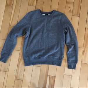 Oakley sweatshirt